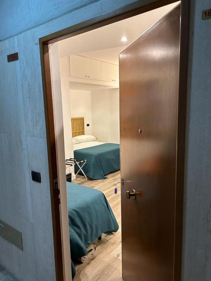 Hotel Mh Design
