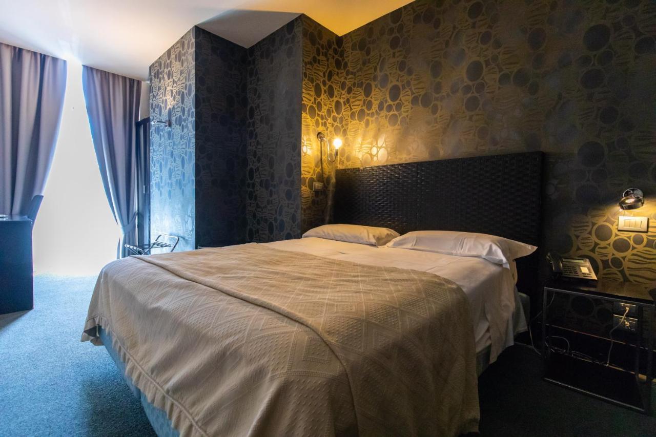 Mh Design Napoli
